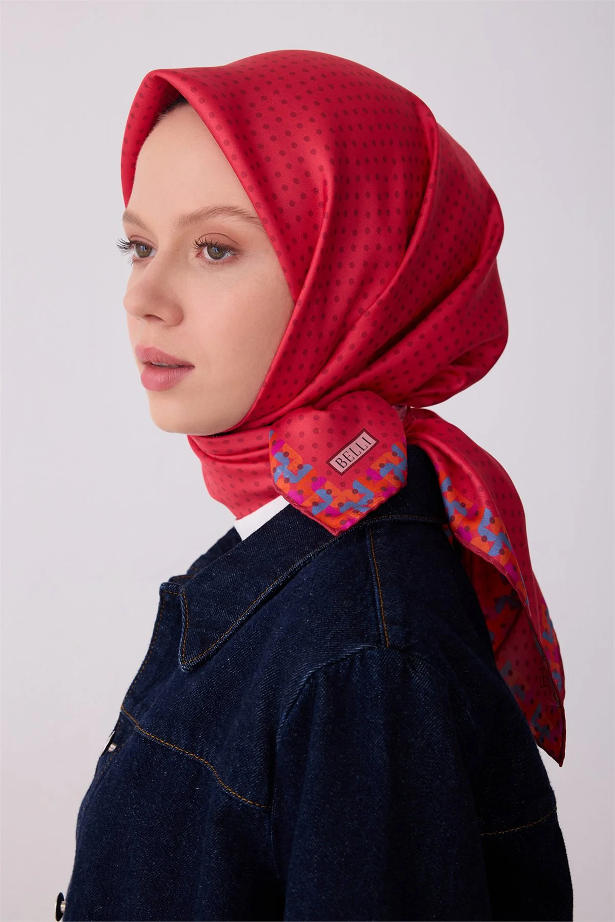 Belli Kırmızı Klasik Desen %100 Twill İpek Eşarp 4326D 33
