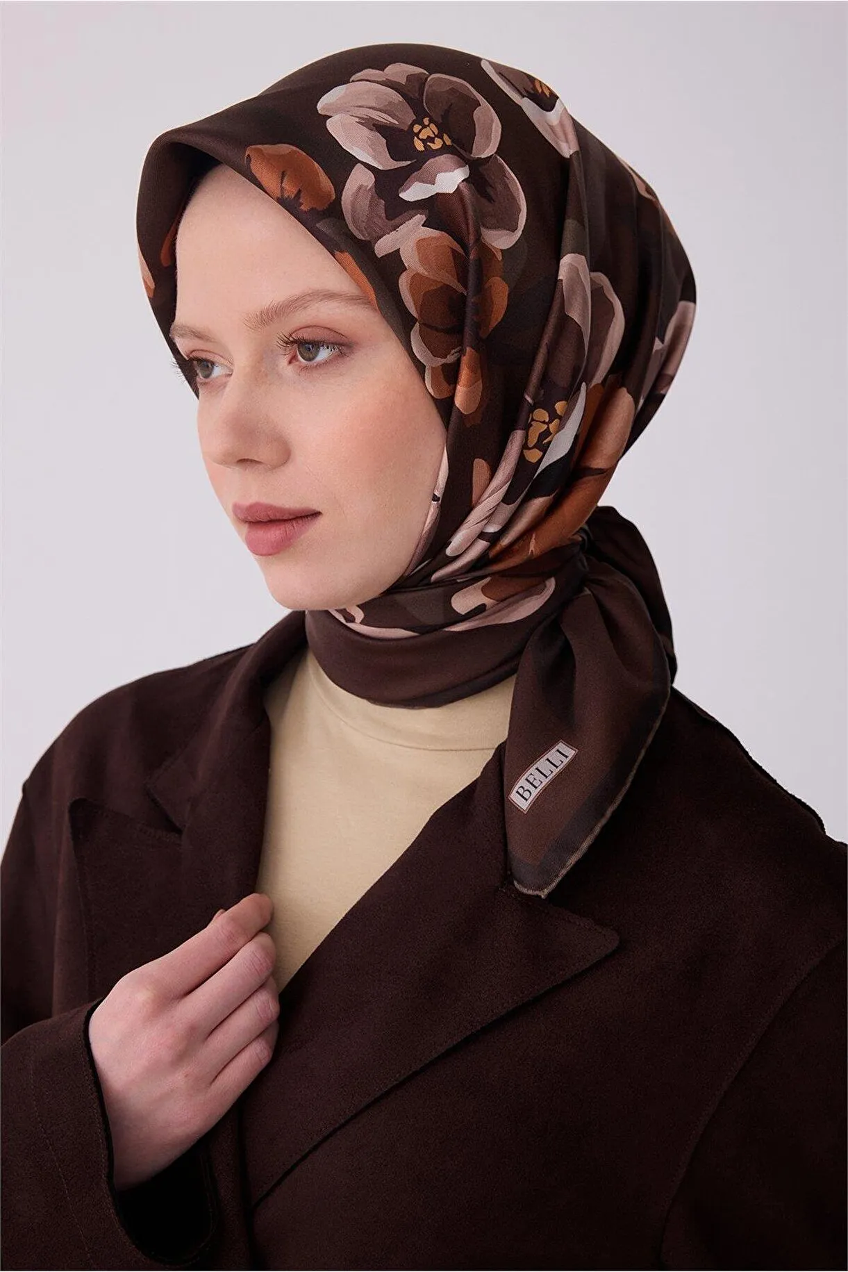 Belli Acı Kahve Çok Renkli Çiçek Desen %100 Twill İpek Eşarp 4330D 51