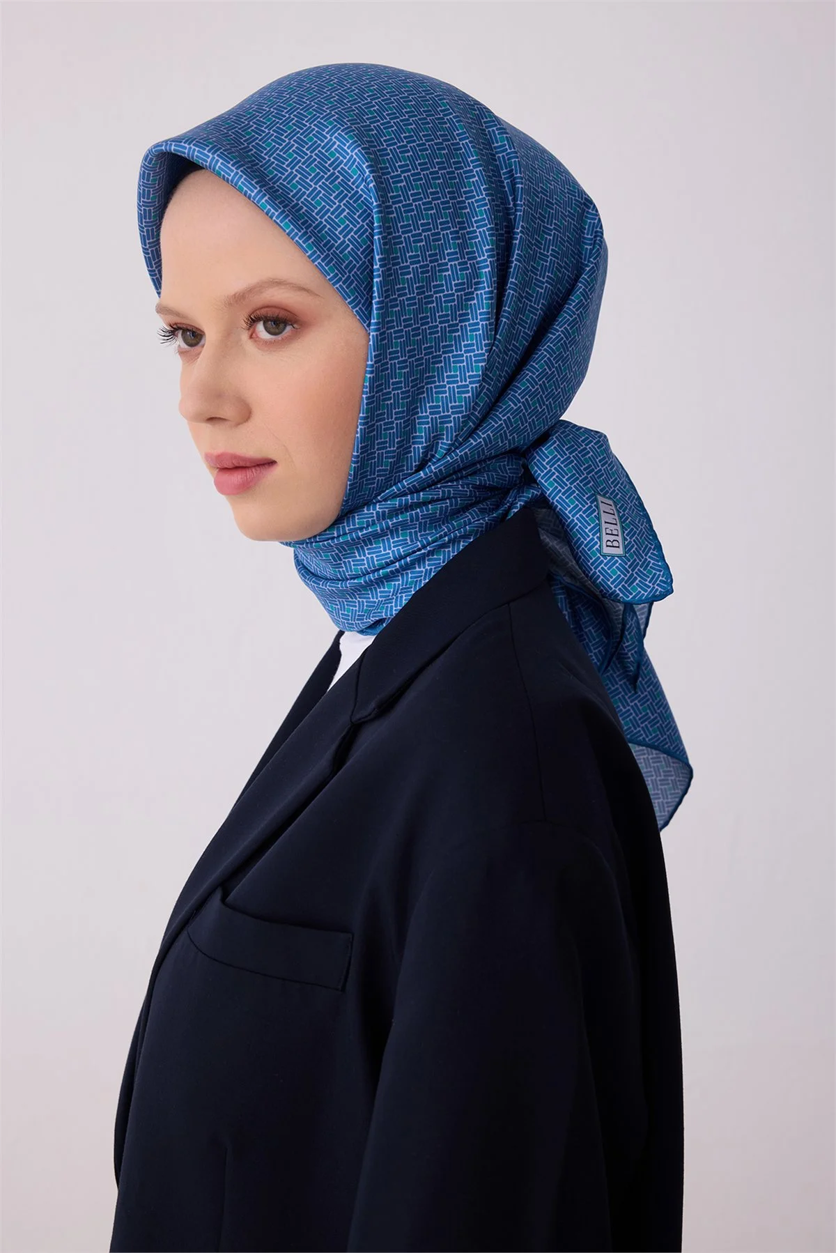Belli Mavi Klasik Desen %100 Twill İpek Eşarp 4317D 50
