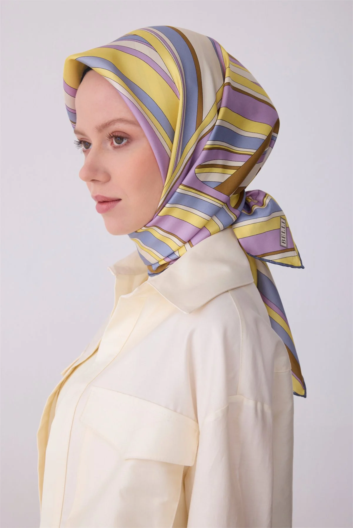 Belli Sarı Lila Çok Renkli Geometrik Desen %100 Twill İpek Eşarp 4311D 03