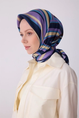 Belli Lacivert Lila Çok Renkli Geometrik Desen %100 Twill İpek Eşarp 4311D 85