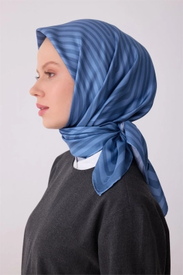 Belli Mavi Geometrik Desen %100 Twill İpek Eşarp 4325D 83