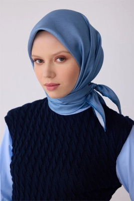 Belli Mavi Klasik Desen %100 Twill İpek Eşarp 4305D 81