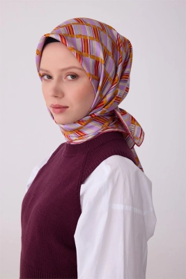 Belli Fuşya Çok Renkli Geometrik Desen %100 Twill İpek Eşarp 4302D 53
