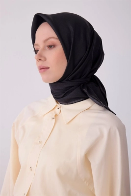 Belli Siyah Klasik Desen %100 Twill İpek Eşarp 4305D 50