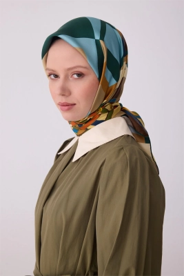 Belli Yeşil Çok Renkli Obje Desen %100 Twill İpek Eşarp 4300D 03