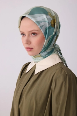Belli Yeşil Mint Çiçek Desen %100 Twill İpek Eşarp 4303D 03
